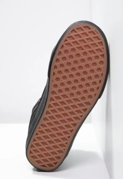 Vans Sk8-Hi Unisex - Sneakers Hoog - Black 10 Vans Sk8-Hi Unisex - Sneakers Hoog - Black -Mode Verkoop 561f1e2a9b78489a82f1599594fcaca8