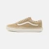 Vans Ua Old Skool Unisex - Sneakers Laag - Cornstalk/Marshmallow