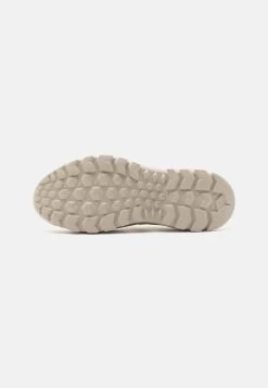 Vans Amzn Pacu - Instappers - French Oak 10 Vans Amzn Pacu - Instappers - French Oak -Mode Verkoop e12b87a55264484c89600df9077a14df